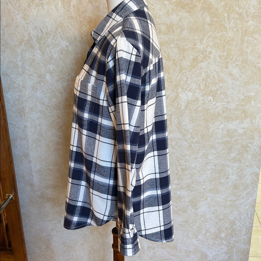 GAP Flannel Shirt - Picture 3 of 9